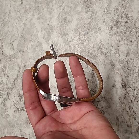 Tommy Hilfiger Watch - Picture 5 of 5